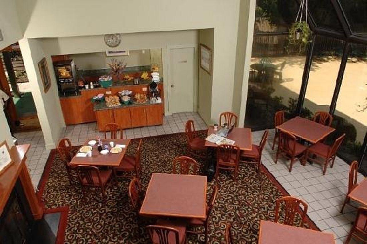 Huntsville Hotel & Suites Restaurant foto